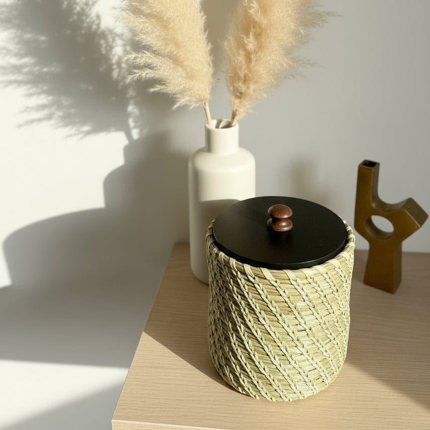 Natural Grass Organizer with Wooden Lid-10"