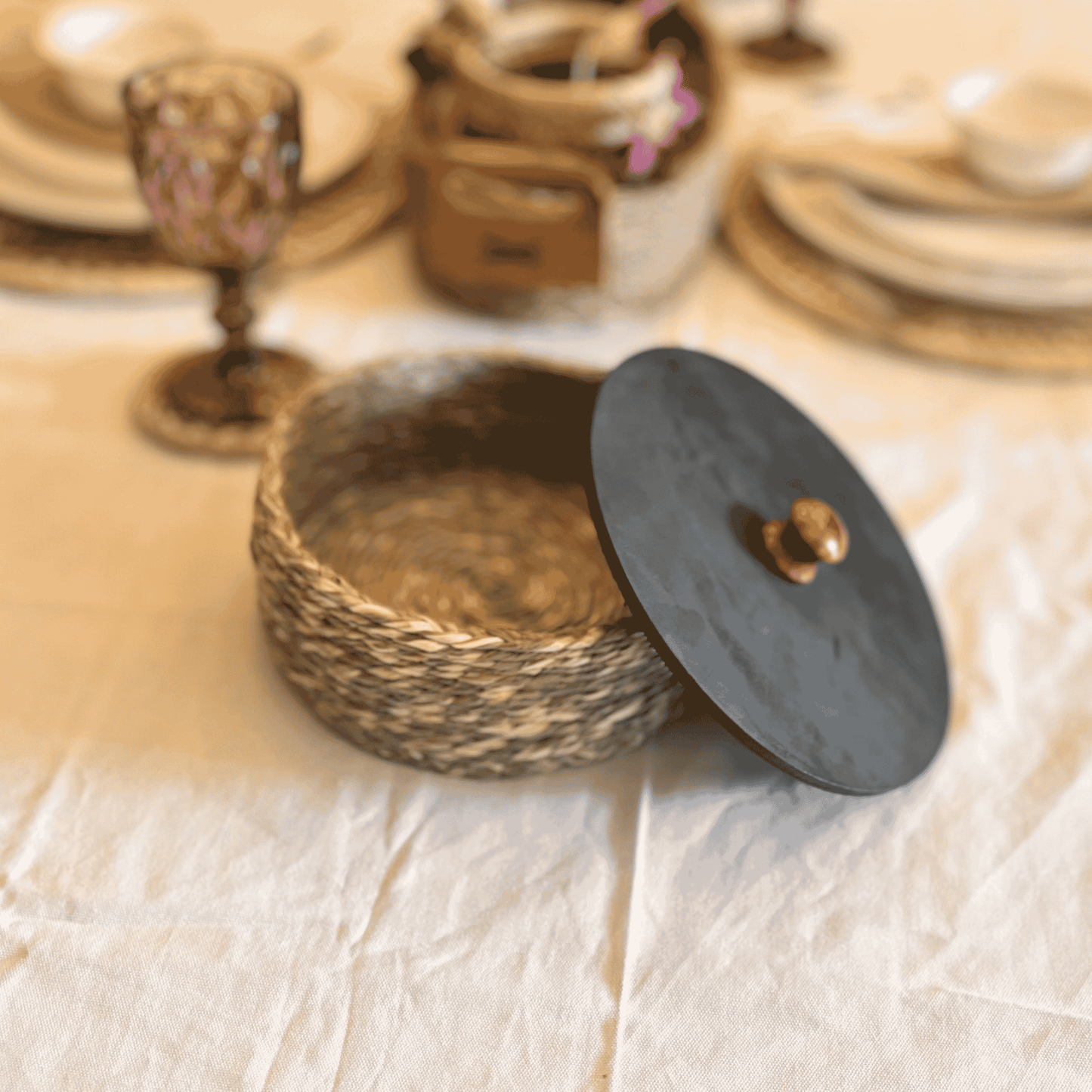 Sabai Grass Case with Wooden Lid | Natural | 8x3 inches