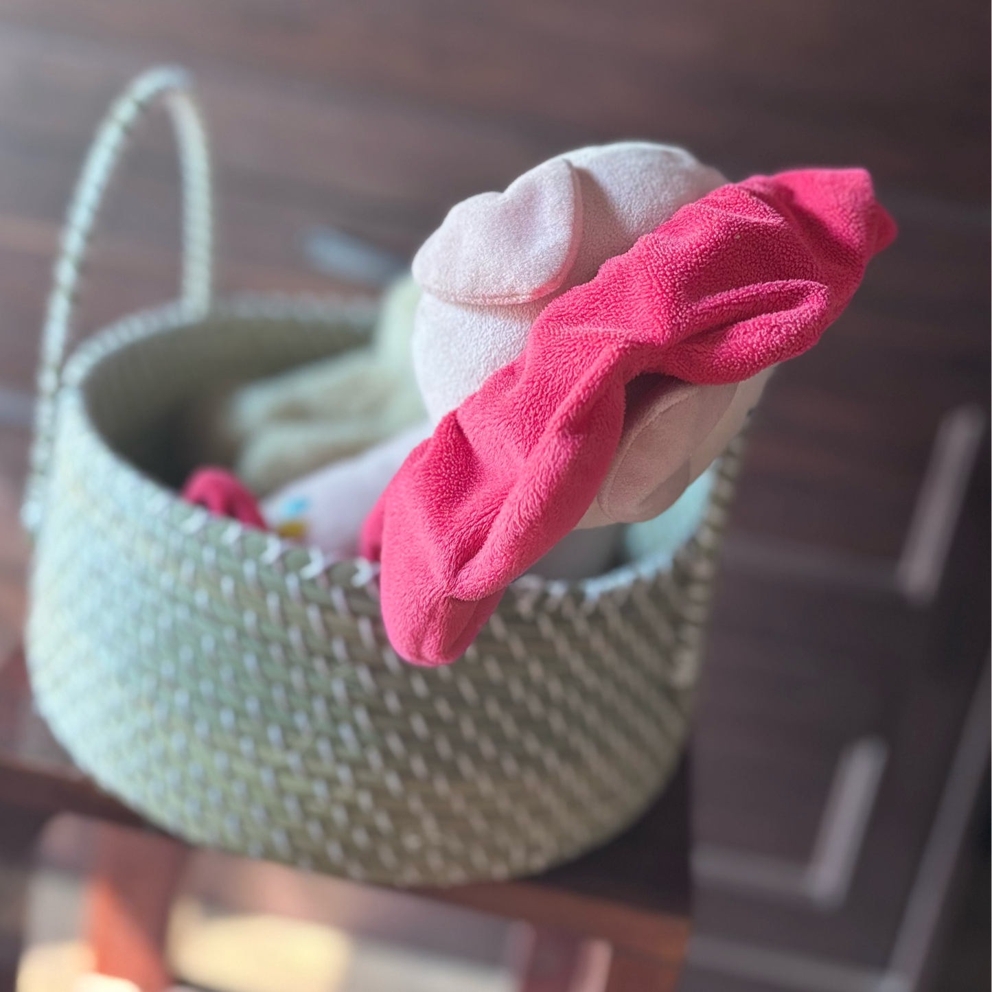 Natural Fiber 10"x5" Round Basket