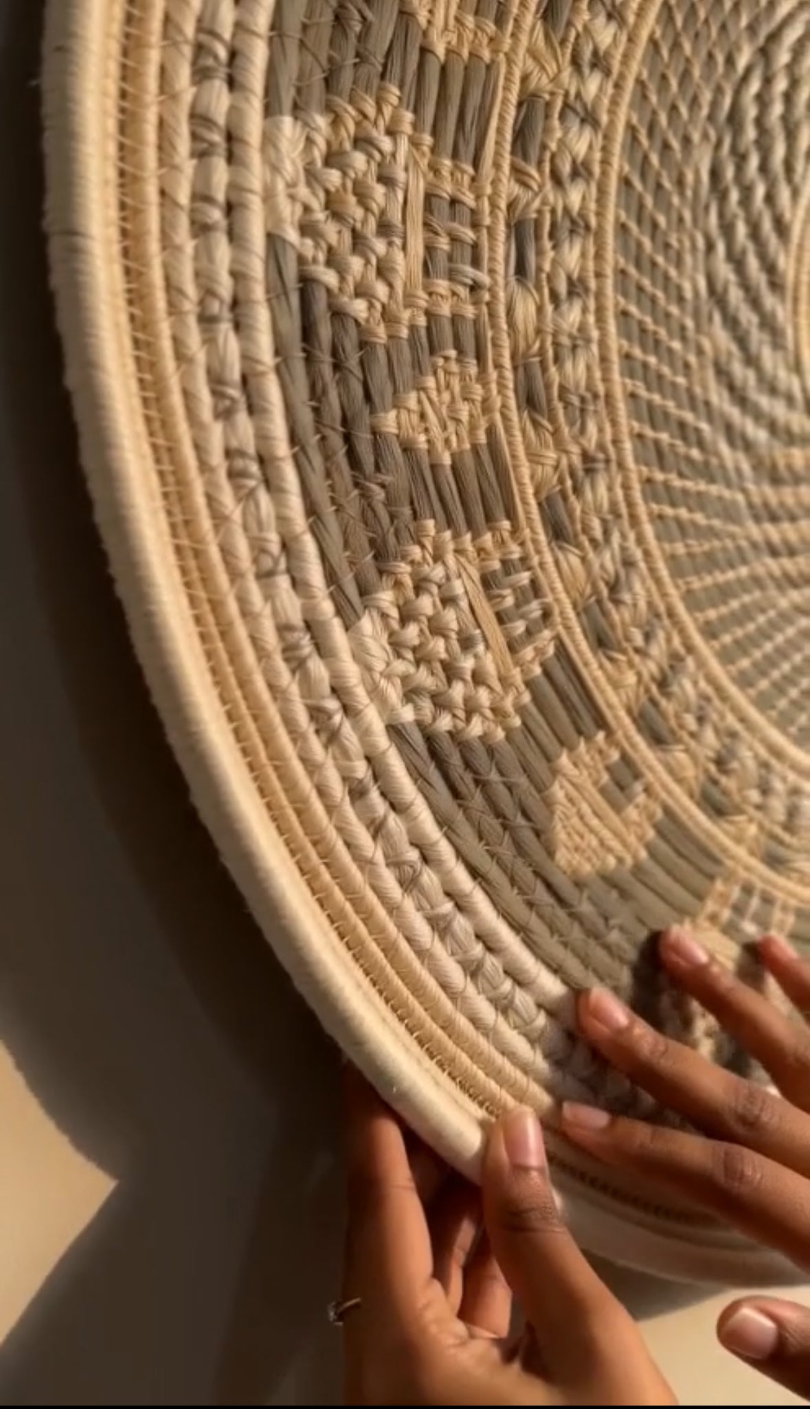Sabai grass wall plate | Natural | 24 inches