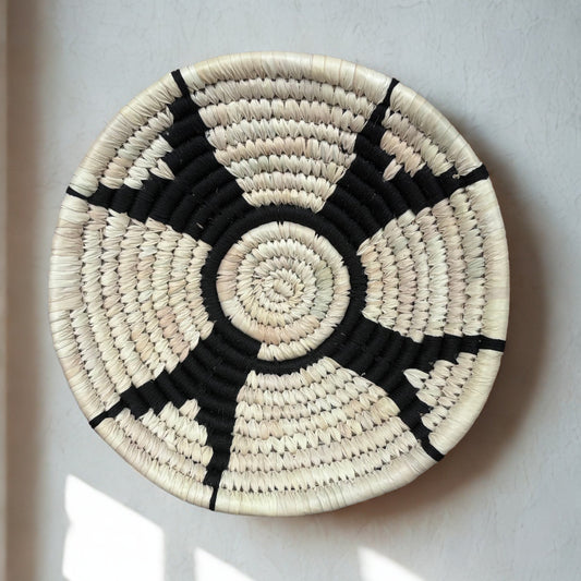 Handcrafted Sabai Grass Starborn Wall Basket- 8"