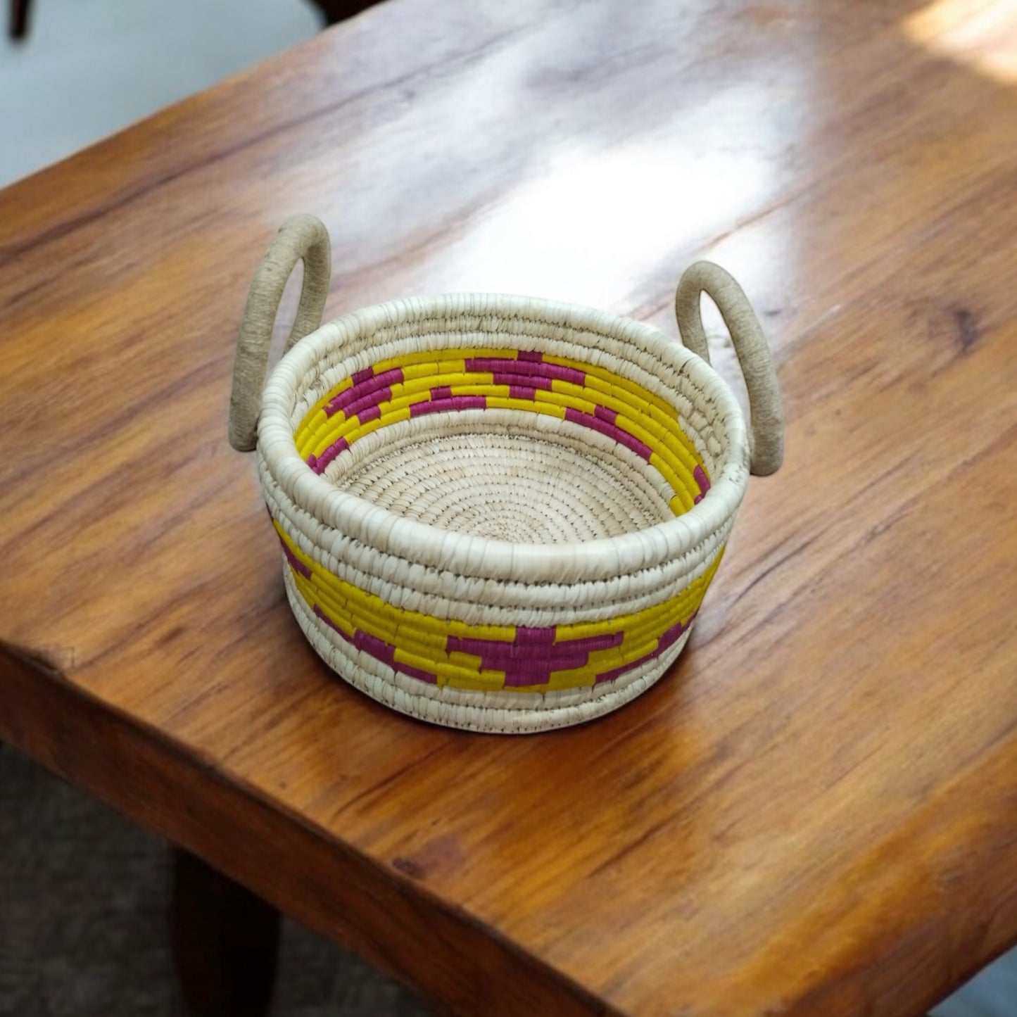 Sabai Grass Round Basket 12"x6"