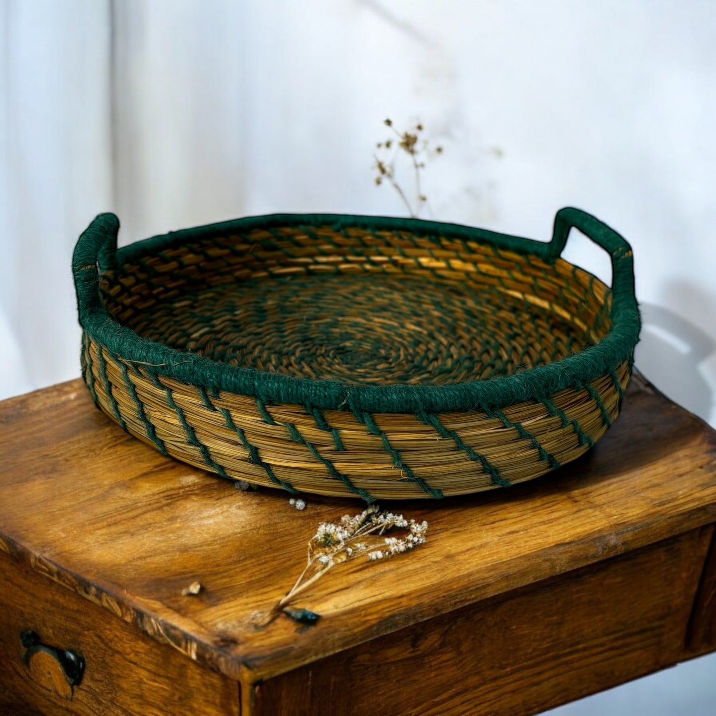 Handwoven Natural Fiber Tray- Medium
