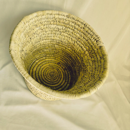 Handwoven Natural Fiber Planter 8"