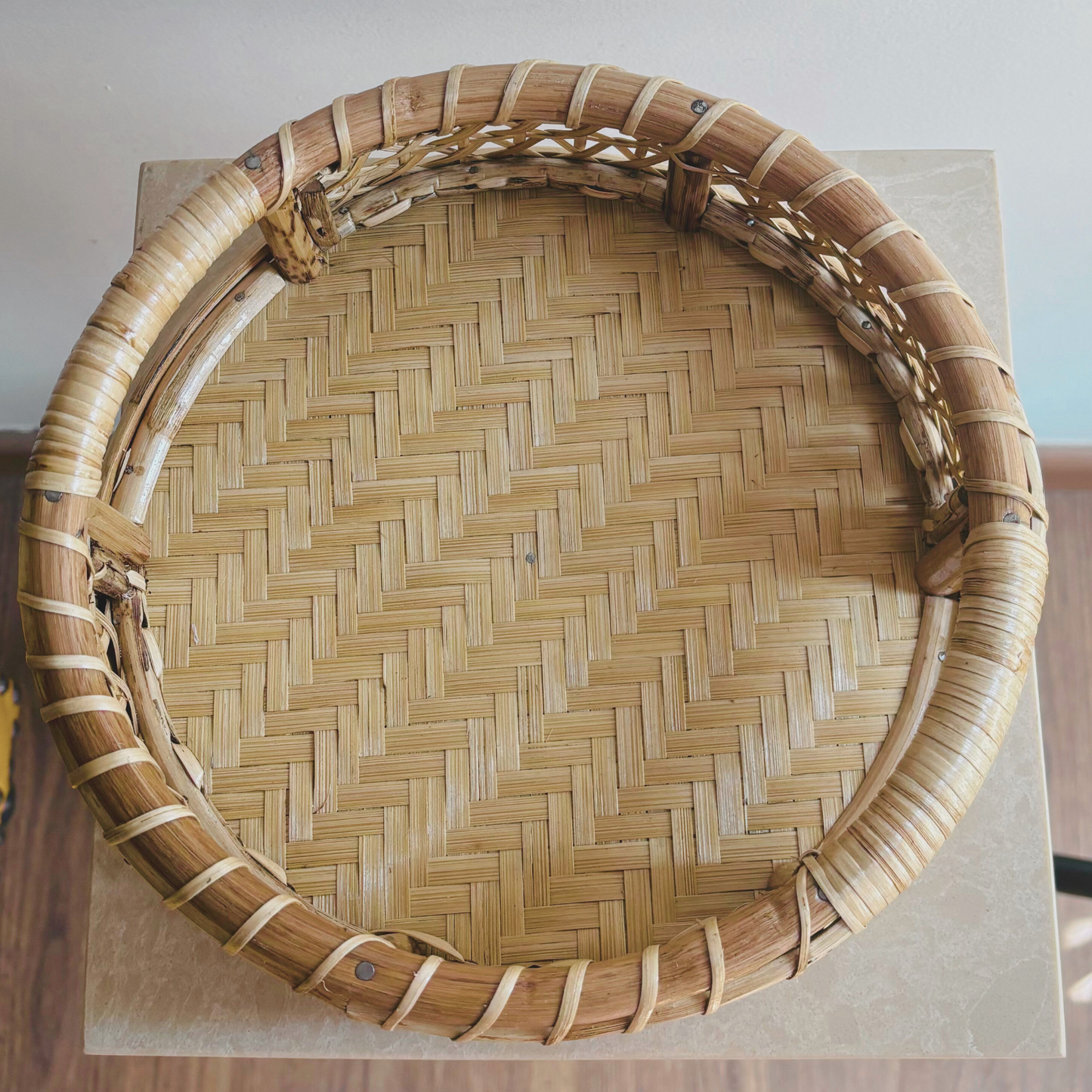 Cane Round Tray 9"x3"